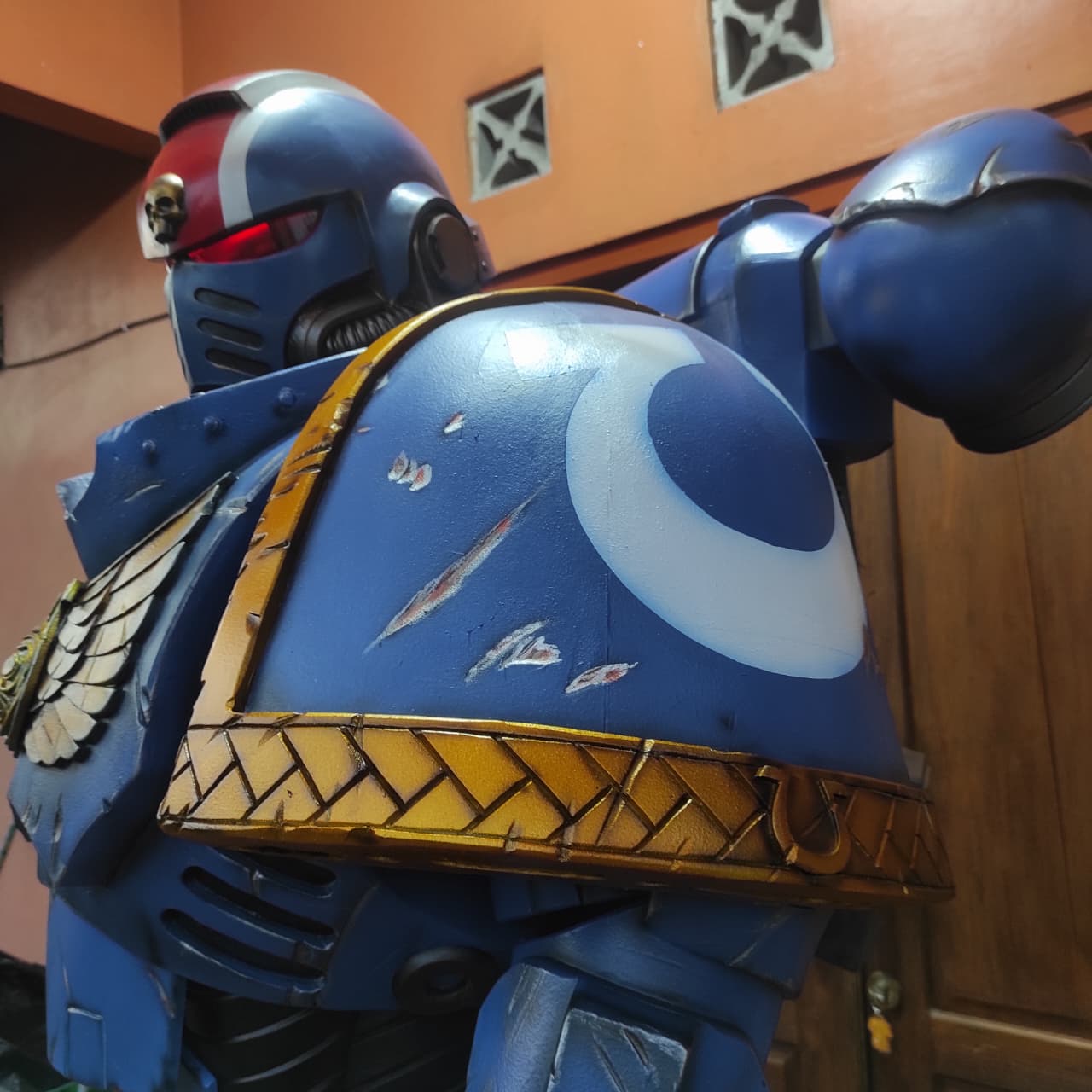 Warhammer Ultramarine Titus Armor – Premium Custom Handcrafted Cosplay Armor & Props