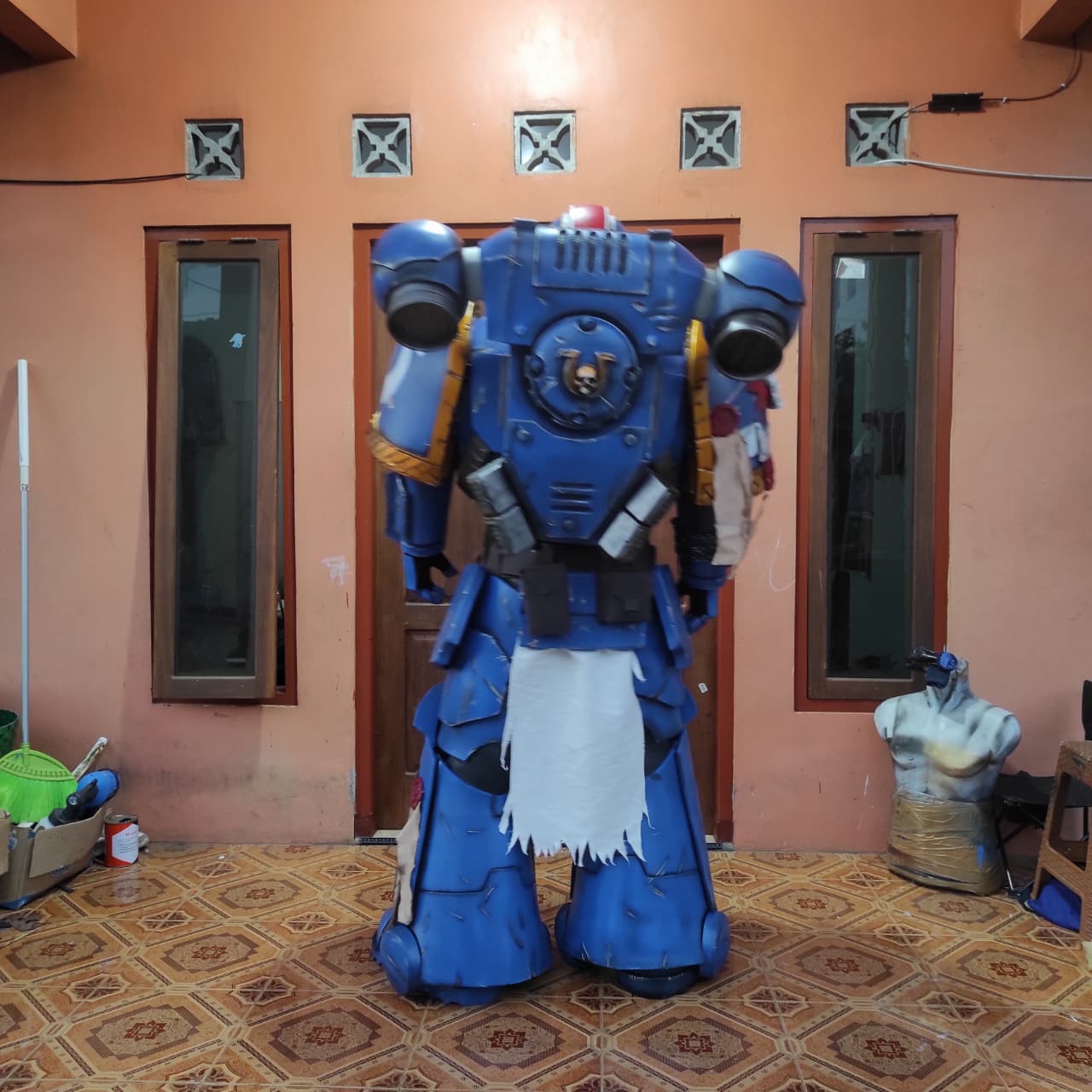 Warhammer Ultramarine Titus Armor – Premium Custom Handcrafted Cosplay Armor & Props