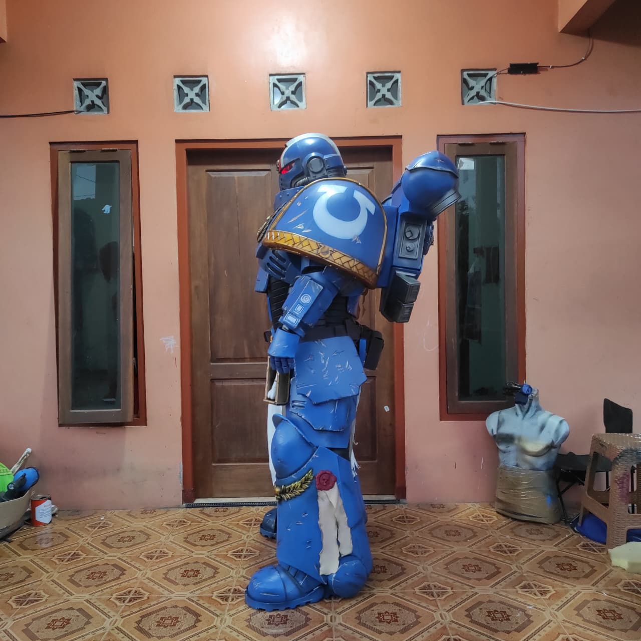 Warhammer Ultramarine Titus Armor – Premium Custom Handcrafted Cosplay Armor & Props