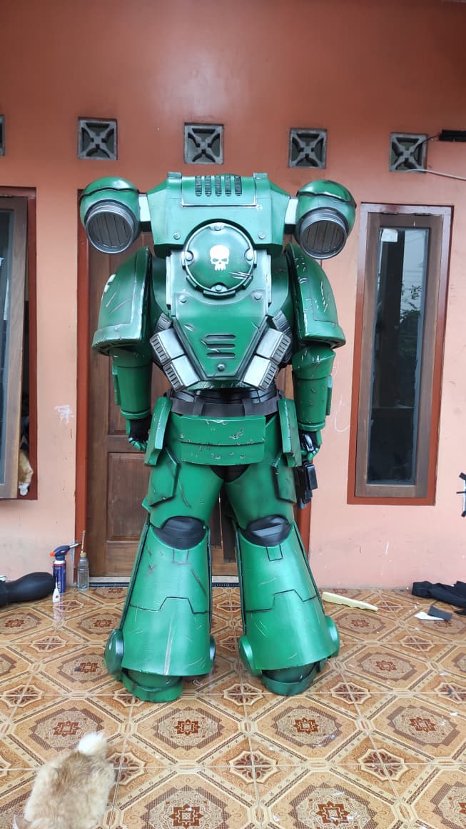 Warhammer Space Marine Armor – Premium Custom Handcrafted Cosplay Armor & Props