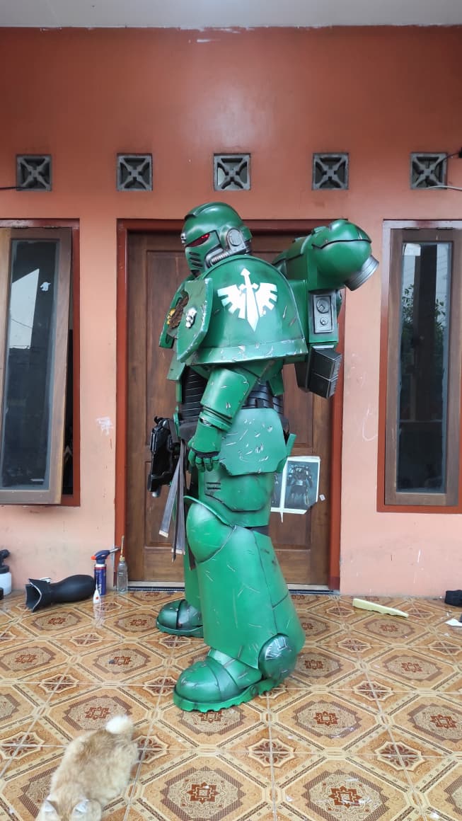 Warhammer Space Marine Armor – Premium Custom Handcrafted Cosplay Armor & Props