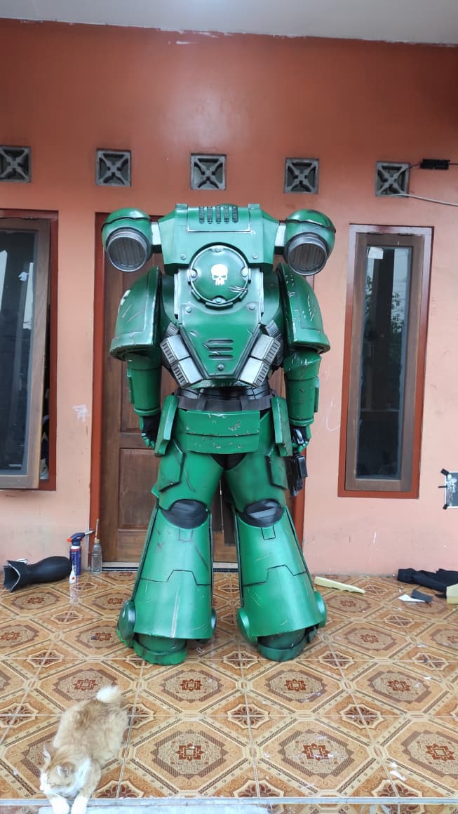Warhammer Space Marine Armor – Premium Custom Handcrafted Cosplay Armor & Props